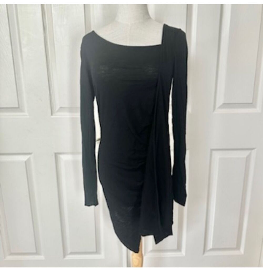 Initial black fitted dress